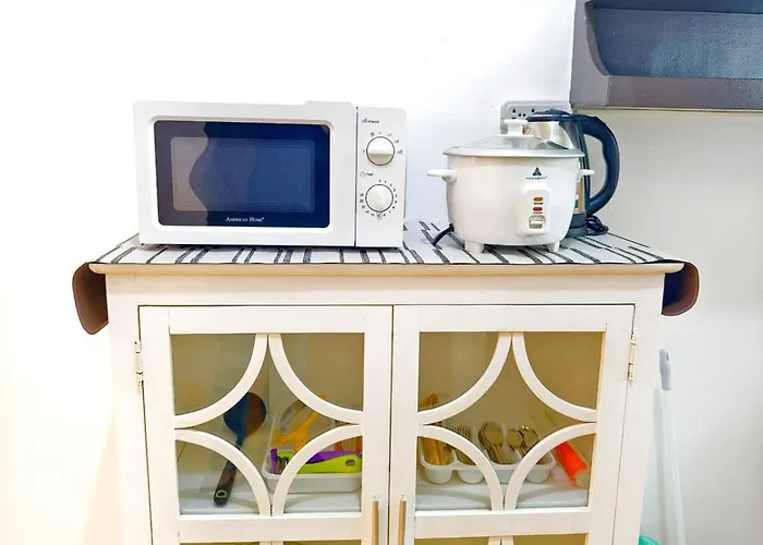 U12san Miguel Townhouse 4 Bedroom Near It Park Free Parking 2 Cars *