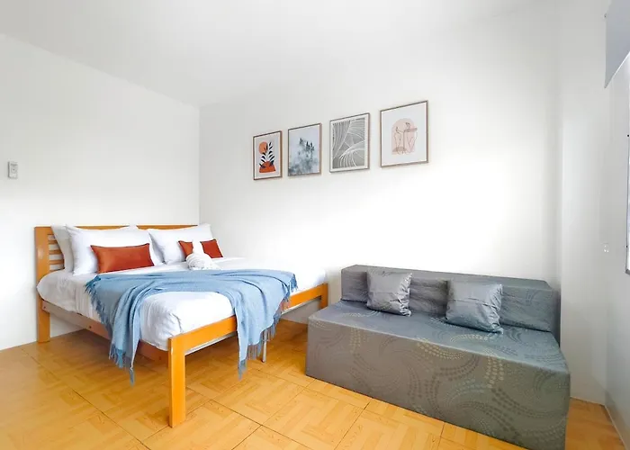 U12san Miguel Townhouse 4 Bedroom Near It Park Free Parking 2 Cars